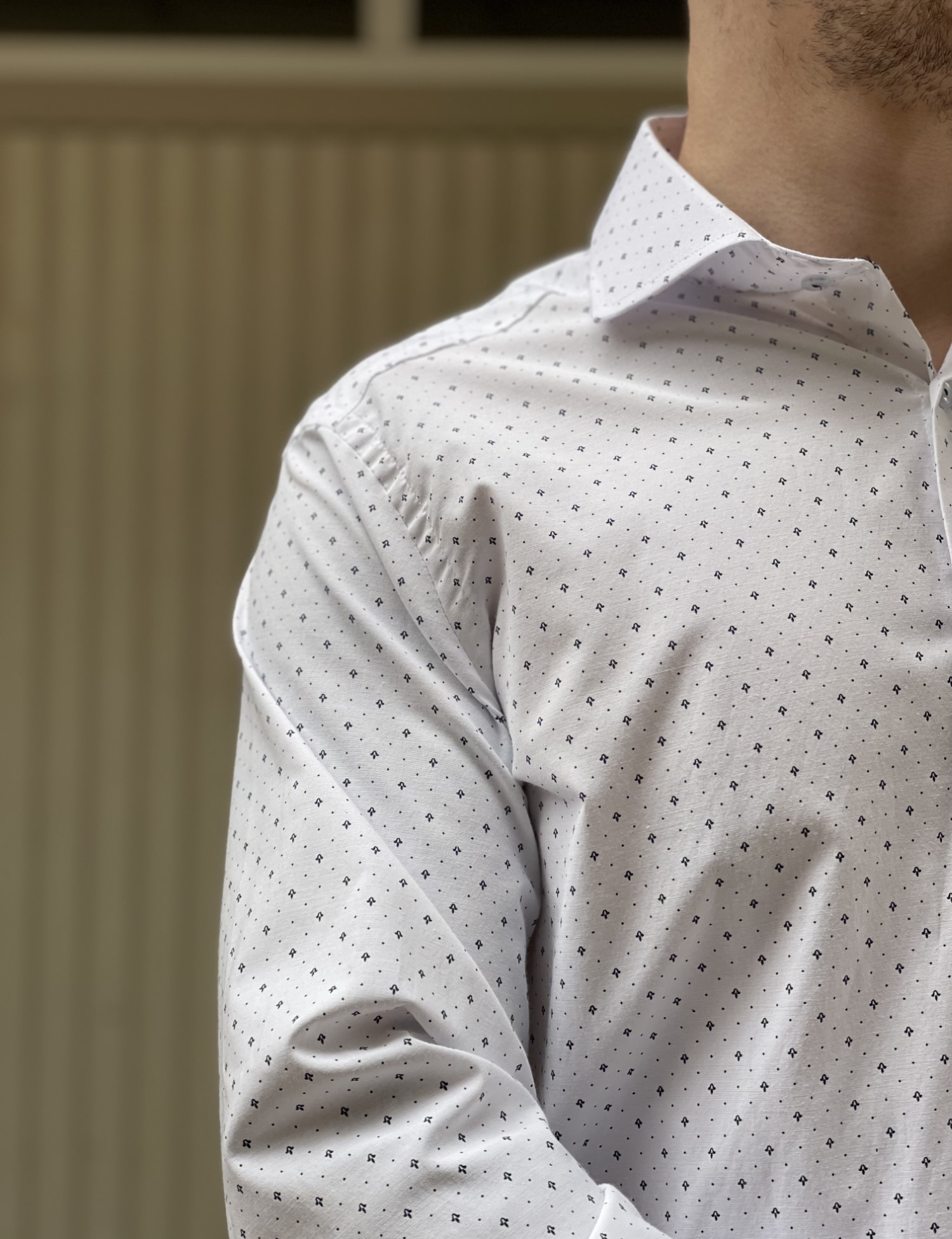 Ανδρικό λευκό πουκάμισο με μικρό σχέδιο Modern Fit 301512 φωτογραφία